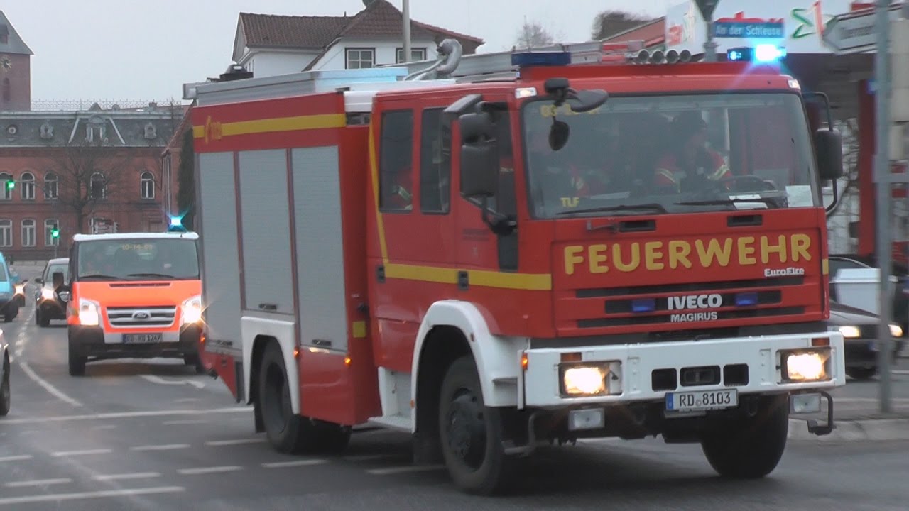[Chlorgas-Alarm im Schwimmbad] Einsatzfahrten der FF, LZG & DRK Rendsburg