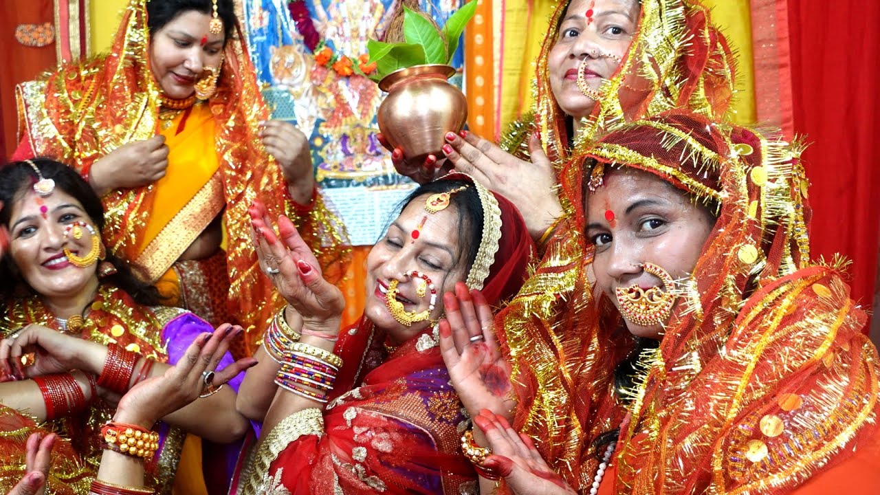 मां की सुंदर भेंट🙏नवरात्रों में मैया तेरी ज्योत जलाऊँगी जब ज्योत जले मैया आके दरस दिखा जाना 🙏💐🥀