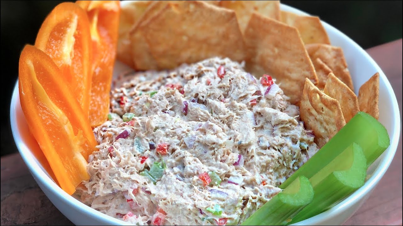 Easy, Delicious Tuna Salad for a Simple Lunch [Quarantine Edition] | Vegas Vixen in the Kitchen