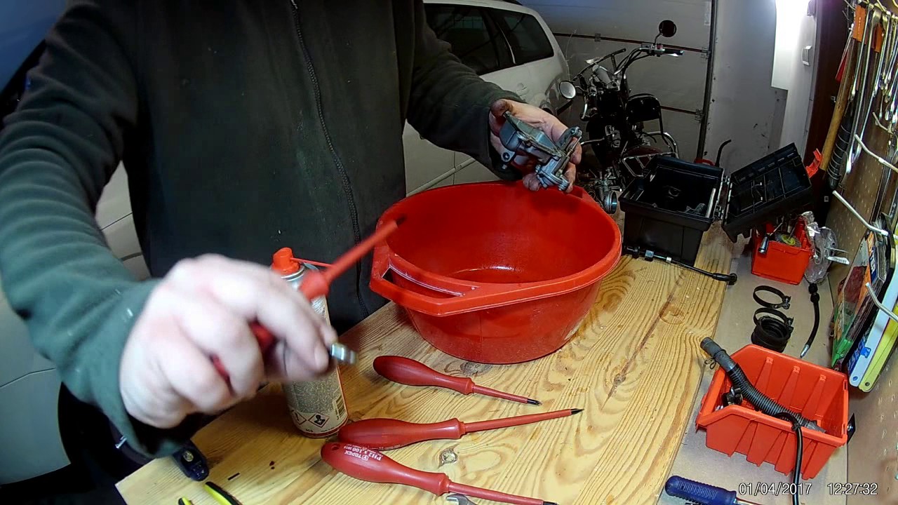 Honda Shadow VT750 Aero carb cleaning part II