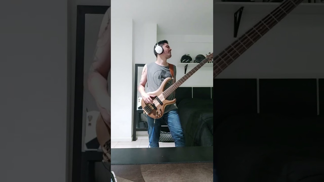 Atreyu - Untouchable (feat Jacoby Shaddix) Bass Cover