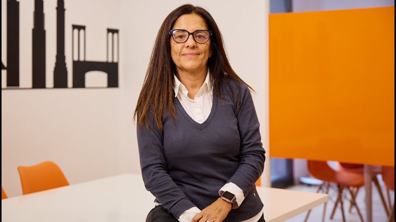 Conoce a ISABEL MARTINEZ - Franquicia MS & MR Language