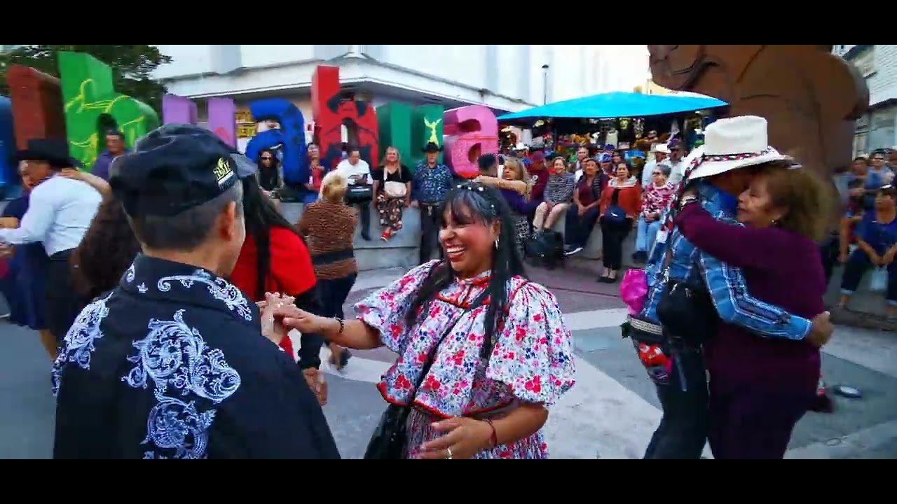 Ari Uribe encendió La Pulke en Chihuahua con su ritmo y estilo únicos. ¡Nadie se quedó sin bailar!
