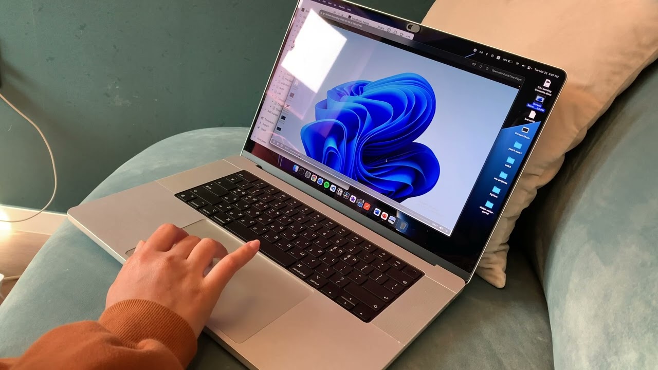 [Part1] គន្លឹះប្រើប្រាស់​ Macbook (Gestures, shortcuts, Spotlight....) | Tips for Macbook | KHMER