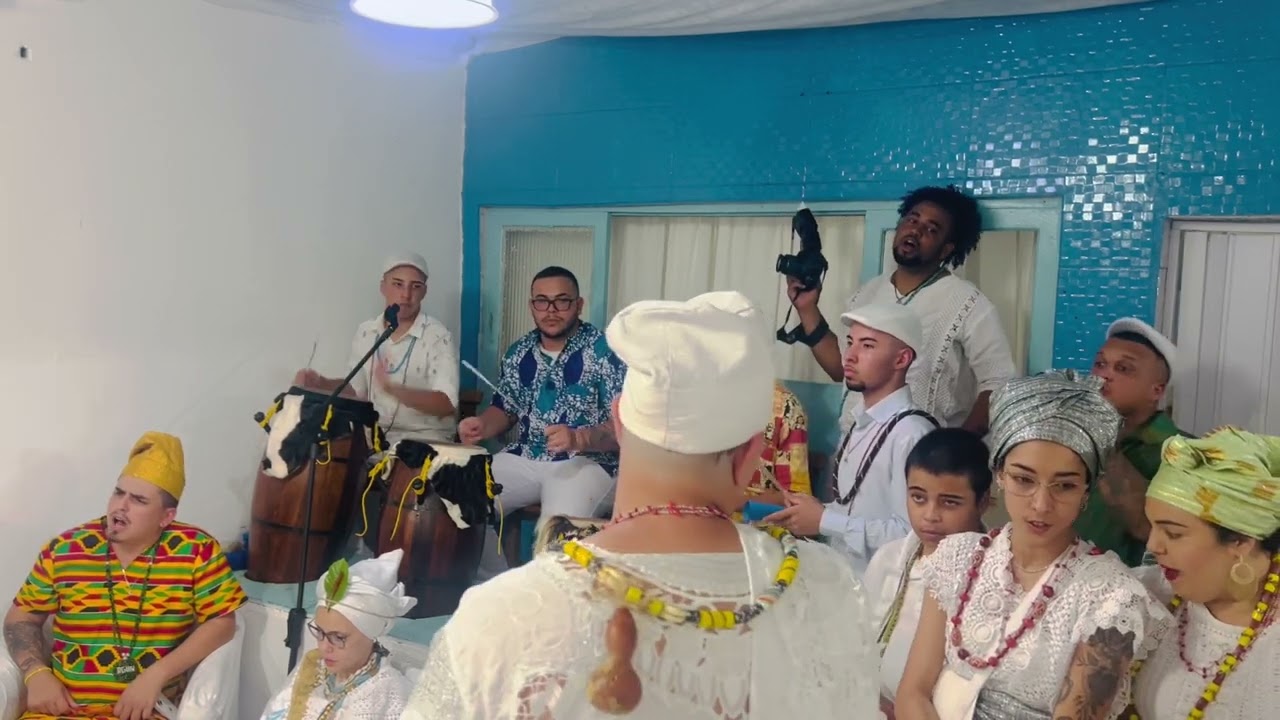 Louvando Èṣù ❤️Exú com Epèrìn Ọdẹ Gabrielzinho.