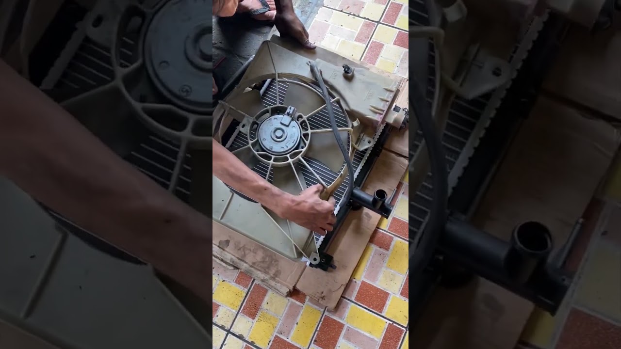 service radiator dan penggantian air radiator menggunakan Tmo. untuk mobil toyota vios