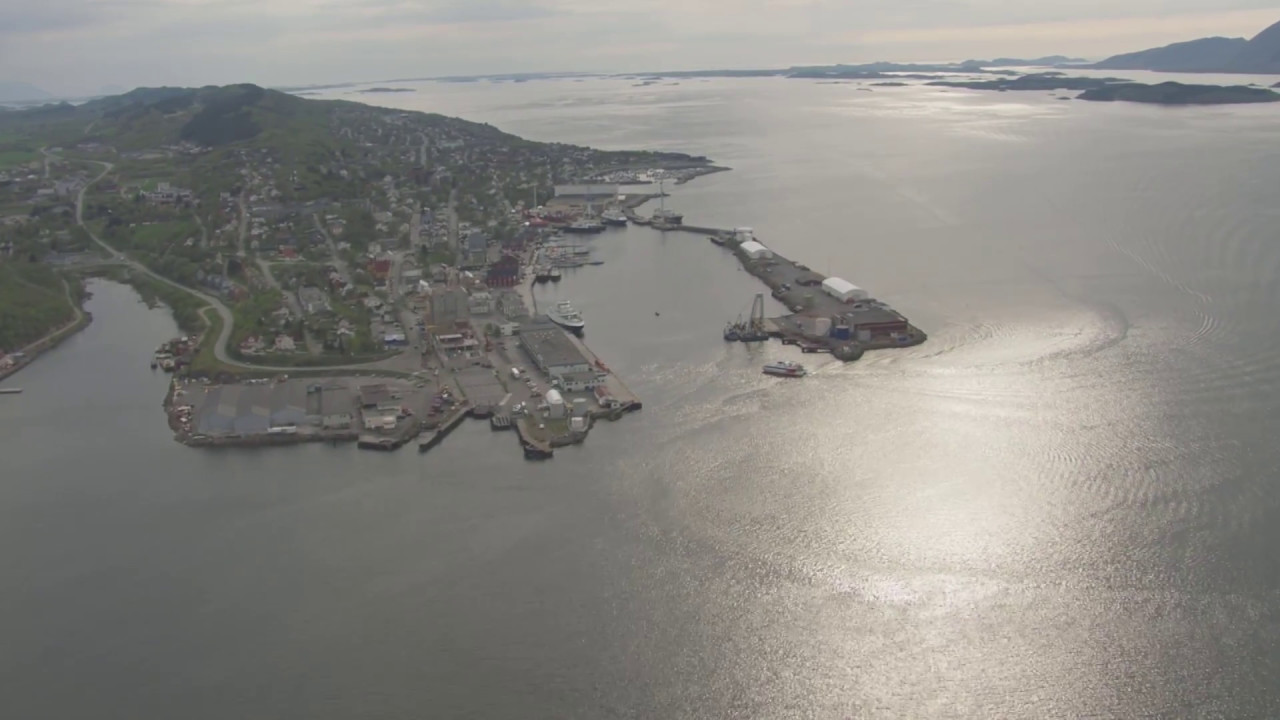 De syv søstre, Helgelandsbrua, Sandnessjøen - Flying Over Norway