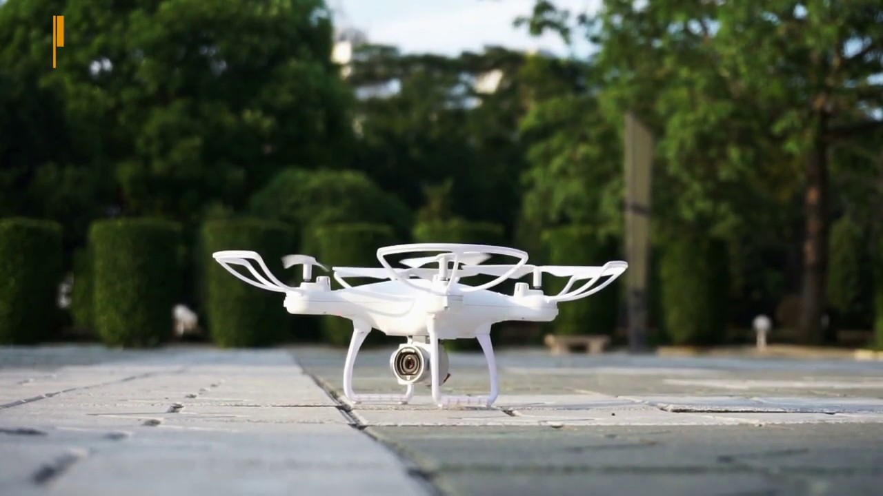 Utoghter 69601 15 Minutes Flying Quadcopter 720P HD Camera Wifi FPV RC Drone