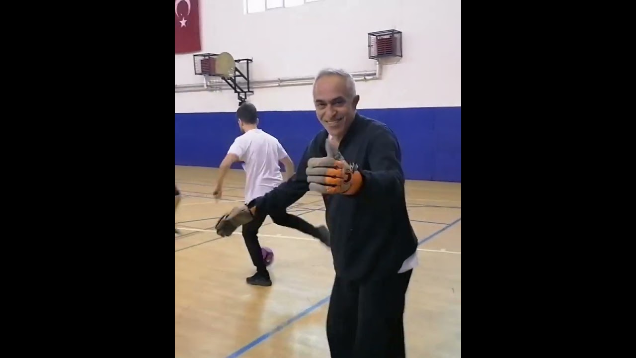 ÖĞRETMENLERDEN KIRAN KIRANA FUTBOL