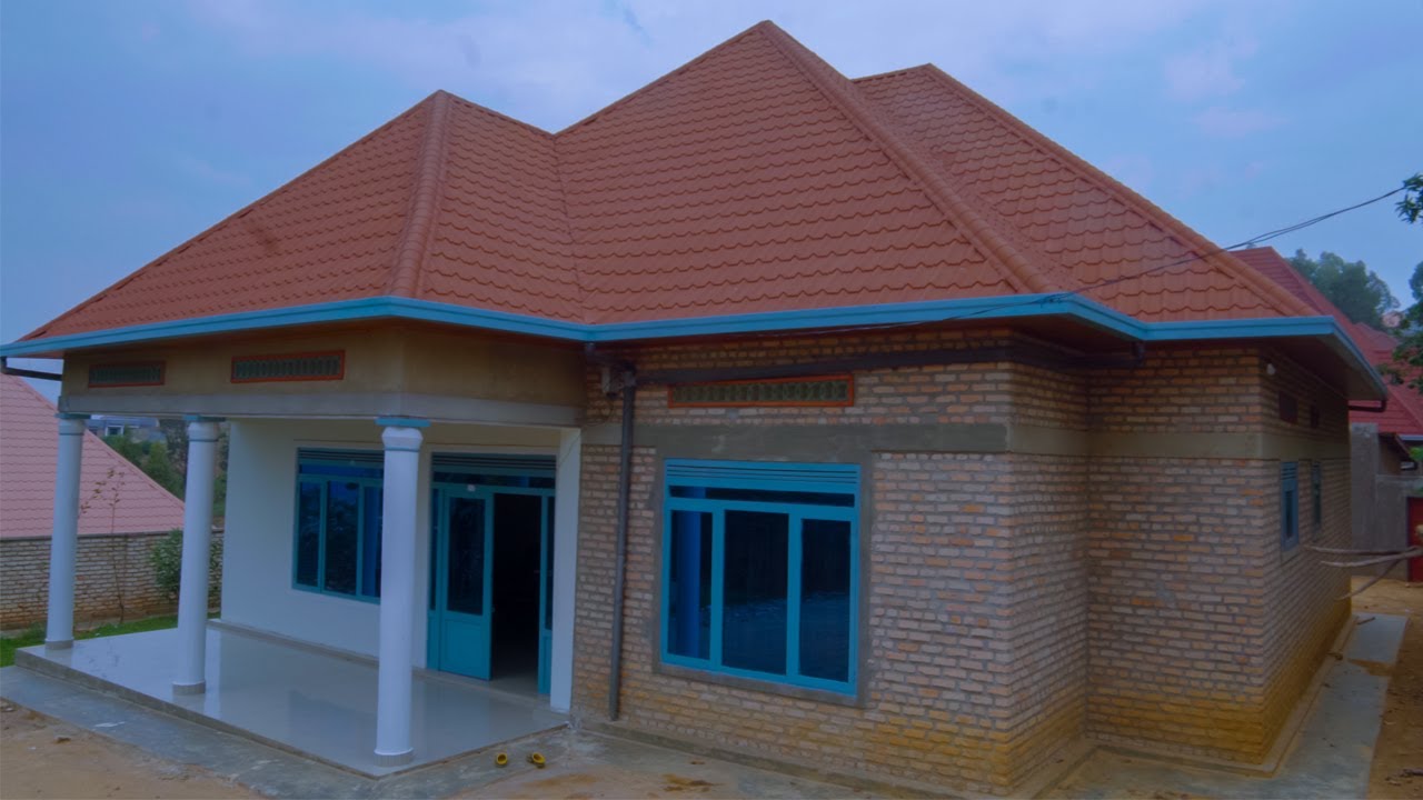 KAMONYI - RUYENZI: Reba #INZU nziza iri mu kibanza Kinini igurishwa | NTUCIKWE