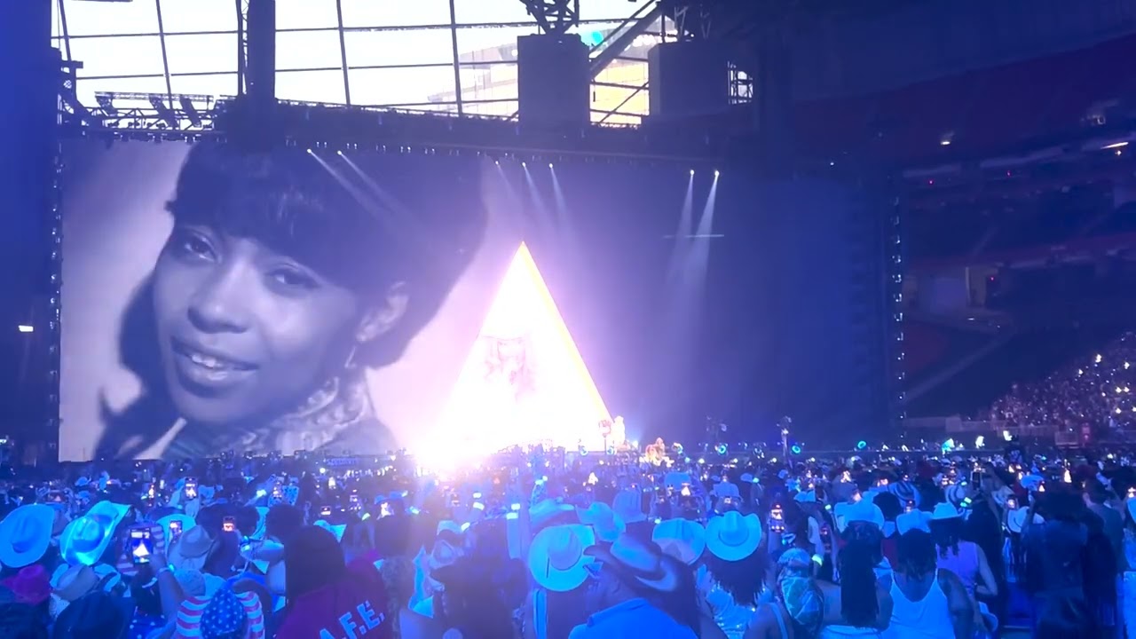 Beyoncé Cowboy Carter Tour Live | Night 4 ATL | Floor View 4K feat Jay-Z | Blue Ivy & Rumi  10.14.25