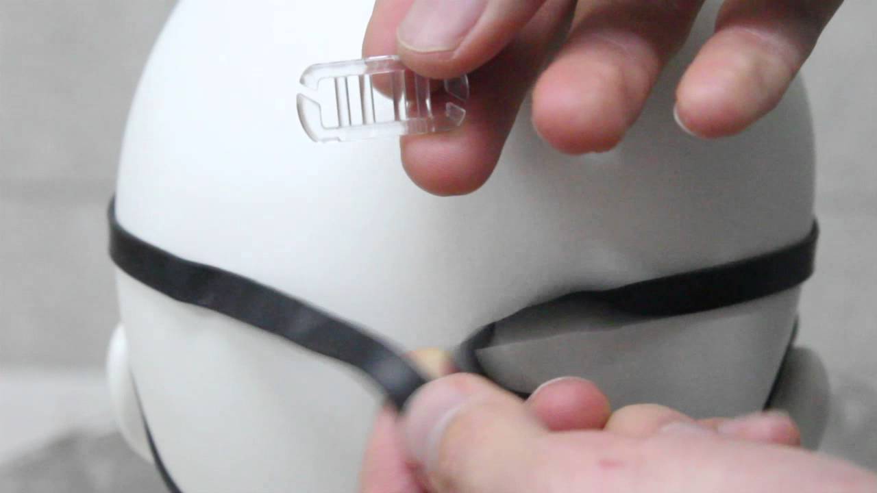 競泳用スイムゴーグルのゴムベルト交換手順