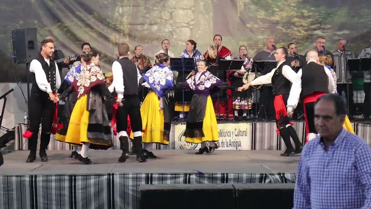 Grupo folklórico Las Llares: 