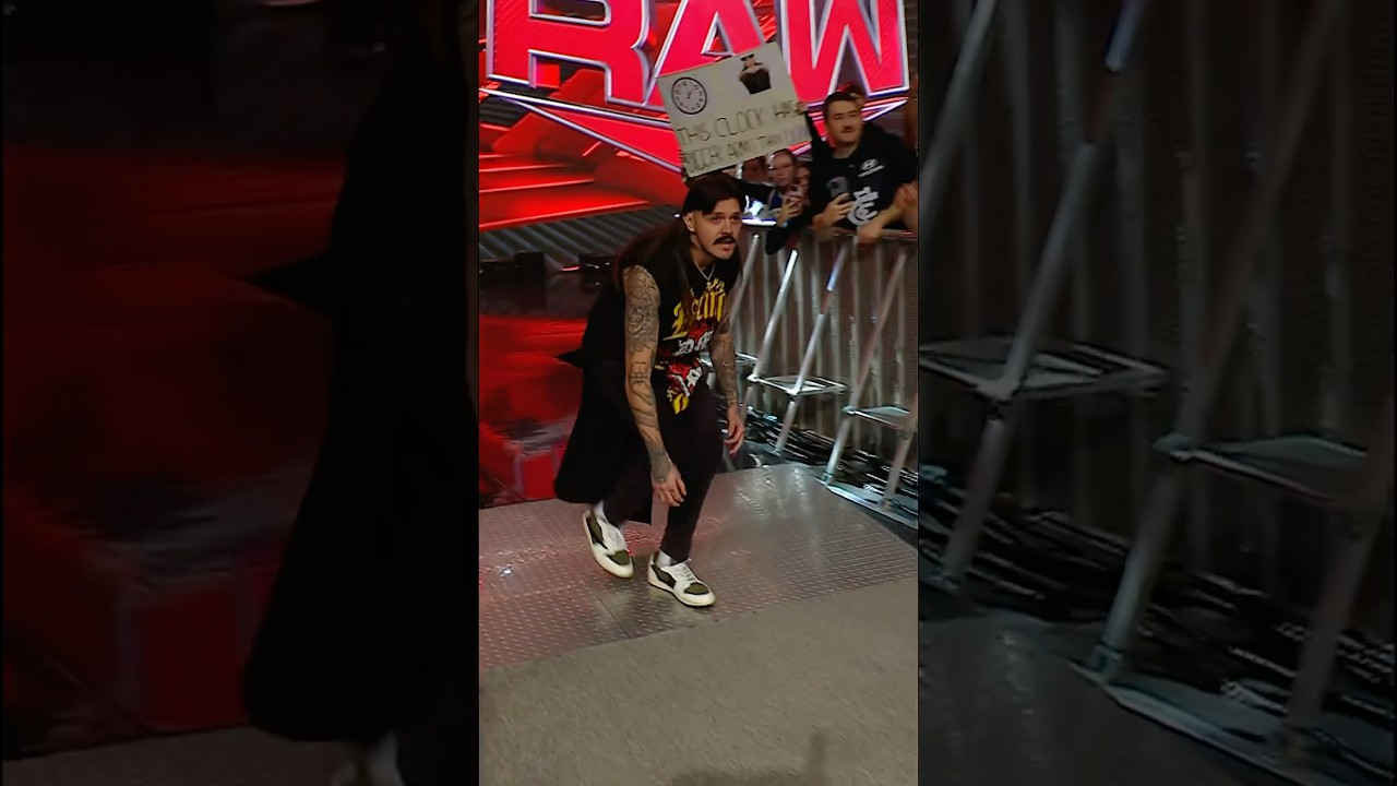 Dominik had to crouch down just to make sure no one saw him... 👀