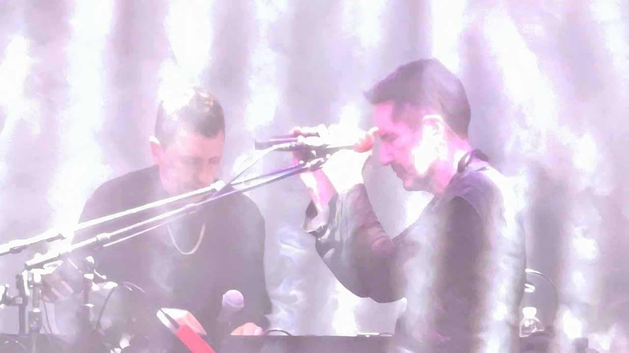Nine Inch Nails - Closer w/Boyz Noize remix (B-Stage debut) 8/17/25 St. Paul, MN -XCEL Energy Center