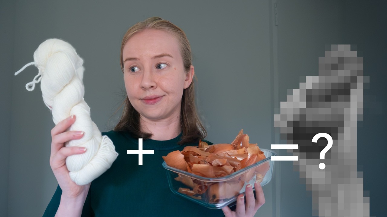 Dyeing sock yarn with kitchen scraps? | cozy natural dyeing vlog