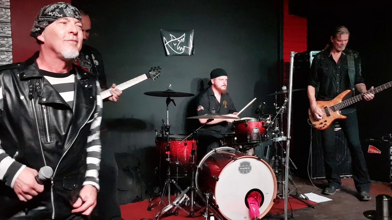 Shark Island - Shake for me (Live in London 15/9/18)