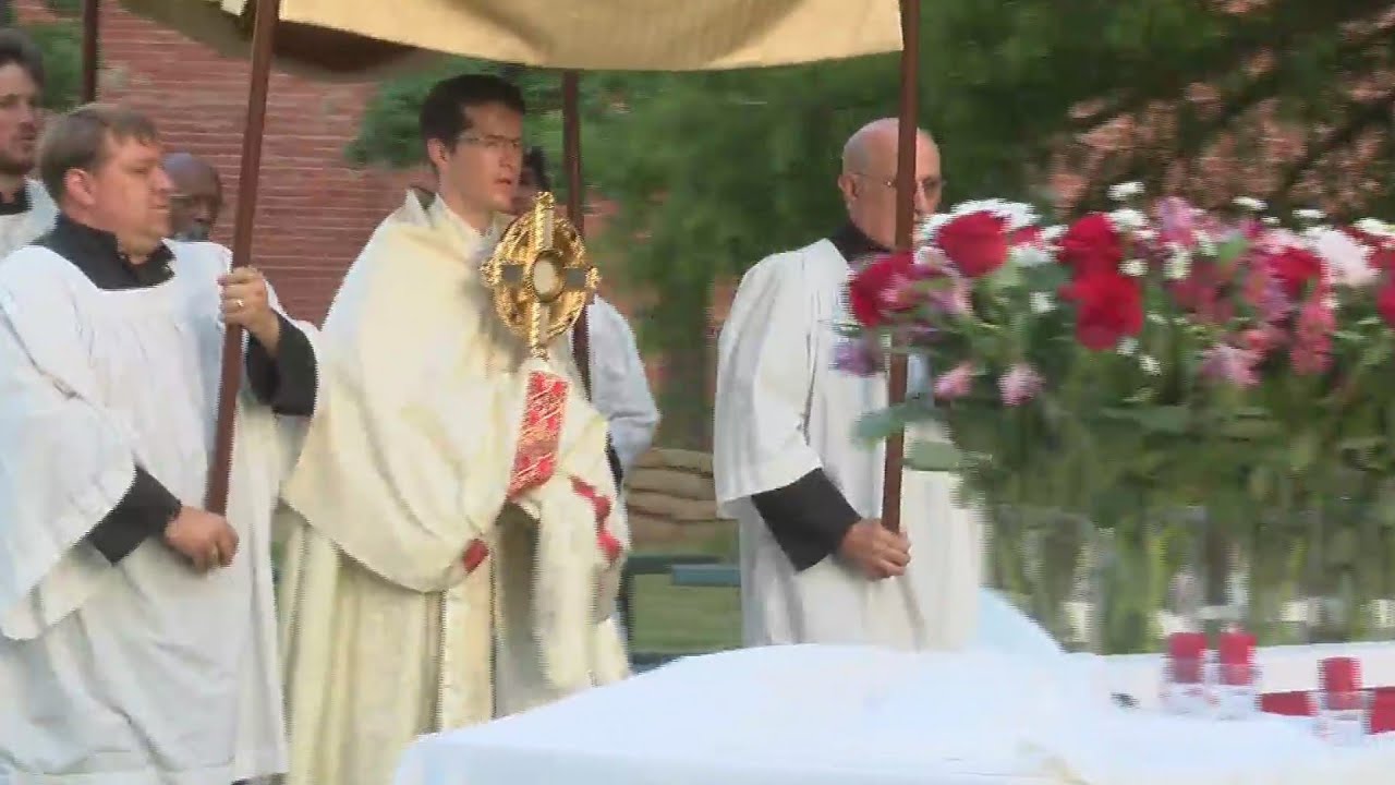 Christians gather at annual procession to pray for America