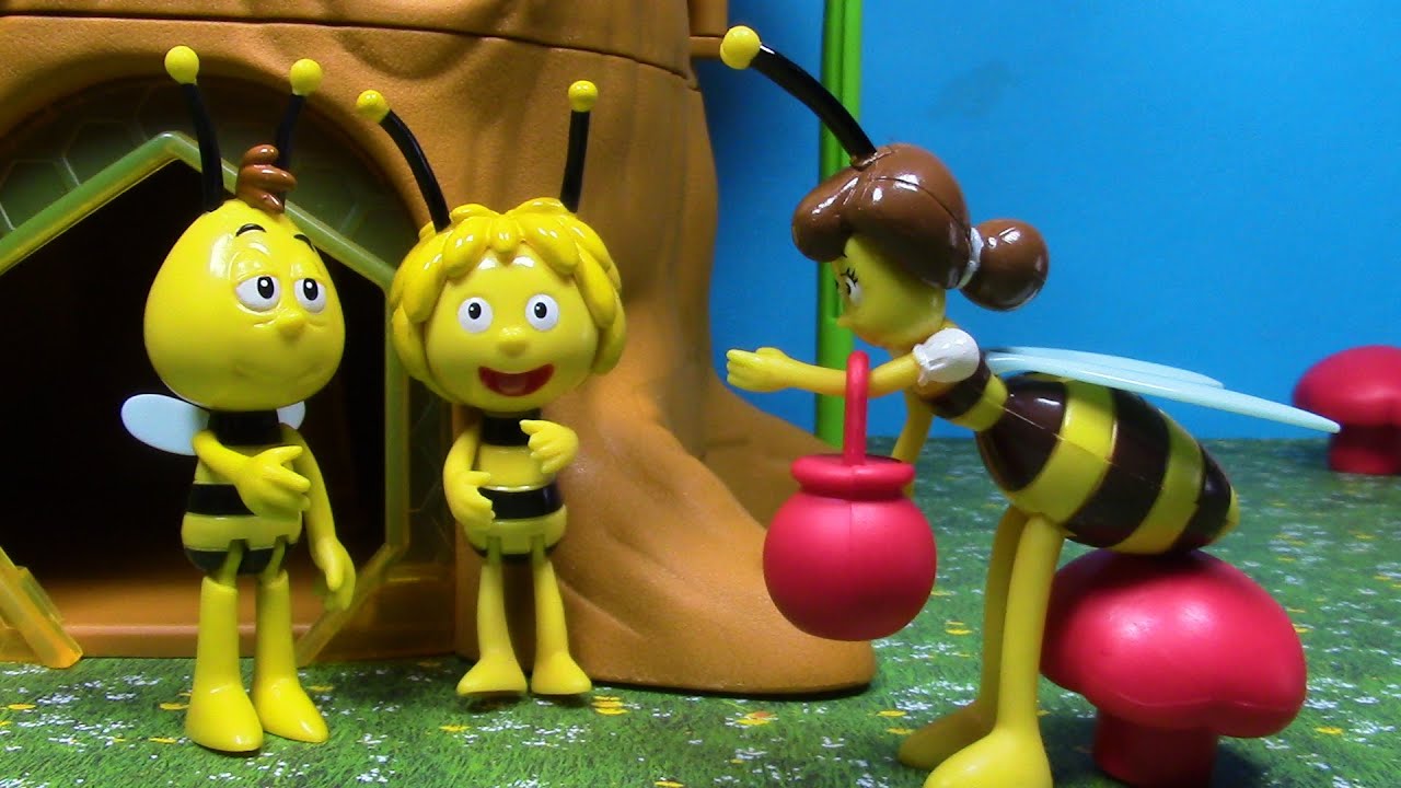 Maya the Bee Toys house! Maya the Bee Hive with Maya, Willy, Flip, The Queen and Miss Cassandra