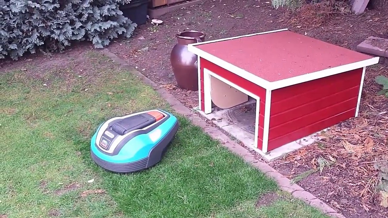 Garage für Mähroboter mit  Schwingtor / Garage automower