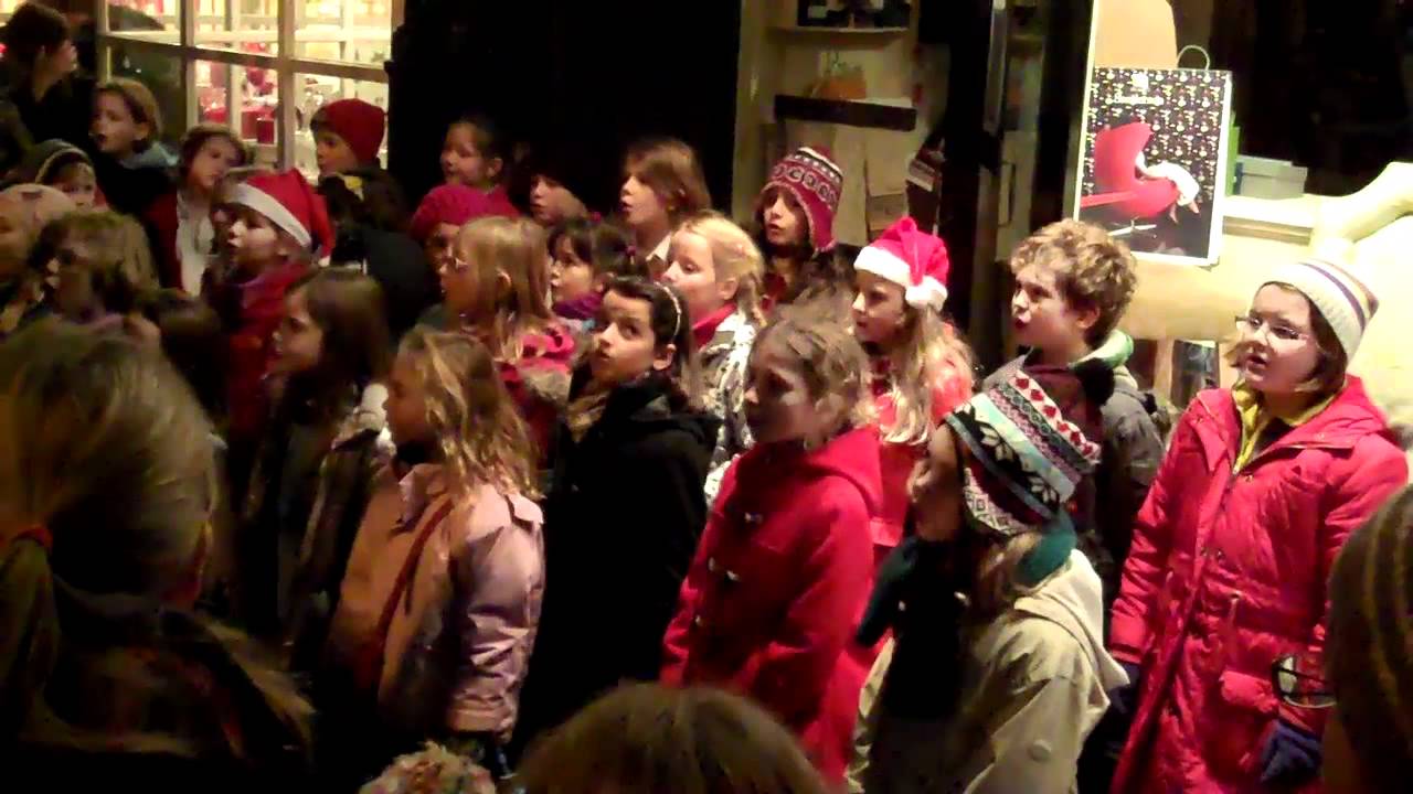 Barnes Primary choir sing O Little Town of Bethlehem on White Hart Lane