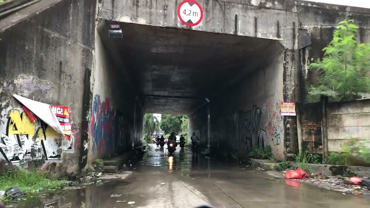 Suasana jalan sore dari Kunciran sampai Graha Raya | Tangerang