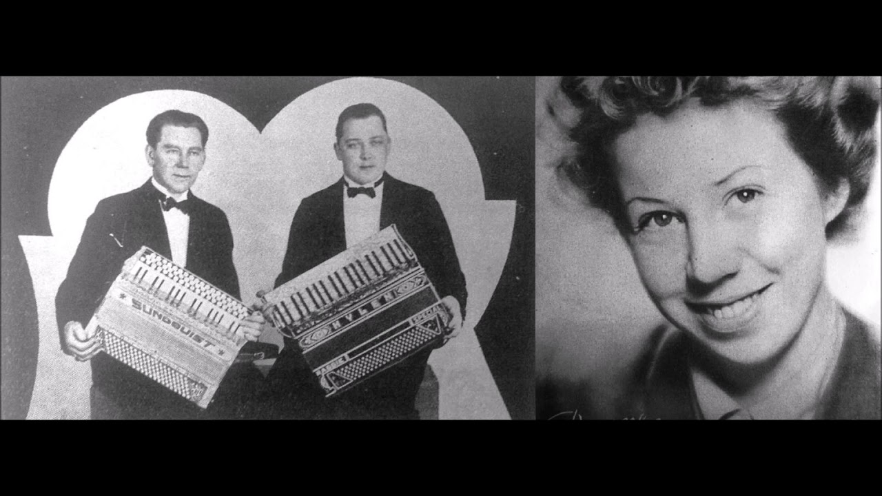FLICKAN I BOHUSLÄN, Margareta Kjellberg ja Ragnar Sundquistin hamonikkaorkesteri elokuussa 1936