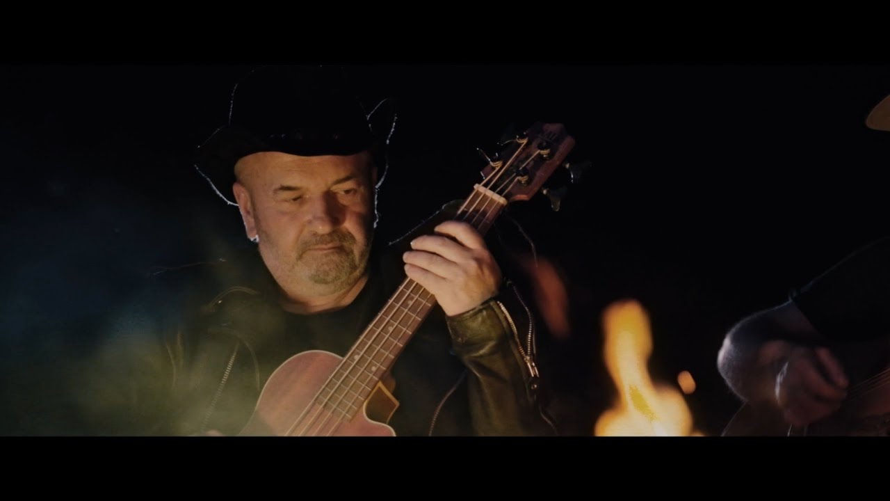 LIVER - Nie Zmieniaj Się (Official Video)