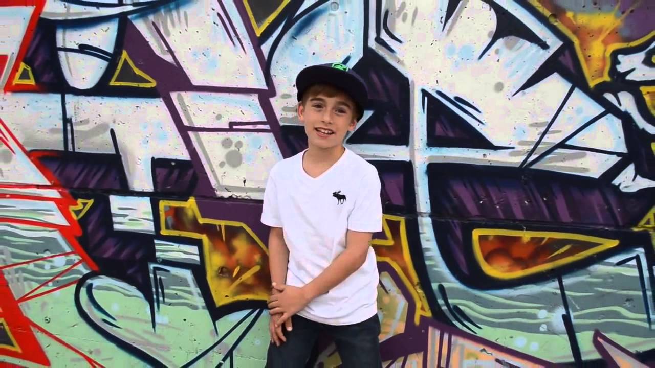 MattyB VS Johnny Orlando Boyfriend