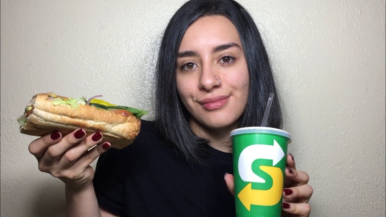 ASMR EN ESPAÑOL - COMIENDO SUBWAY