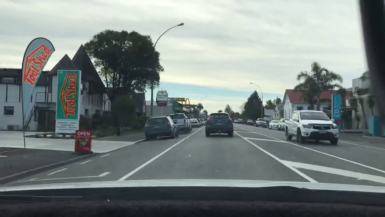 New Zealand drive - Nelson waterfront to CBD