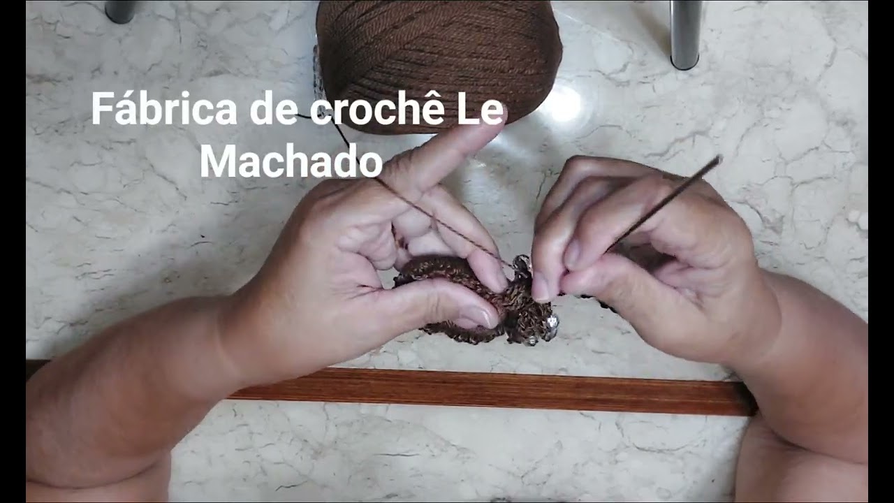 Elastico para cabelo, xuxinha em crochê passo a passo,  Fábrica de crochê Le Machado 