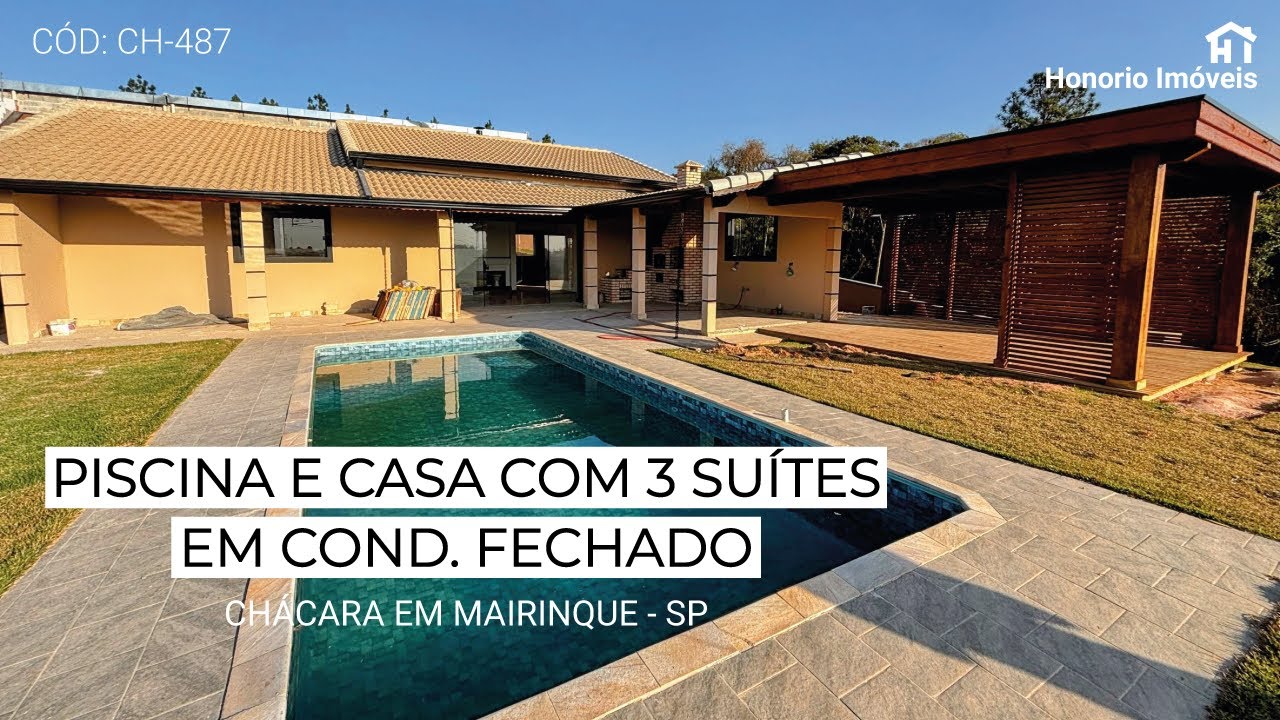 Chácara em condomínio fechado com 3 Suítes, Pergolado e Piscina