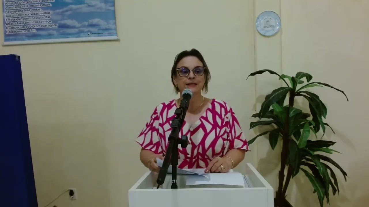 DÉBORA   Quando irradiamos pensamentos de outras vidas