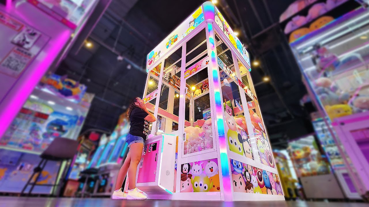 The World's Largest Claw Machine?!