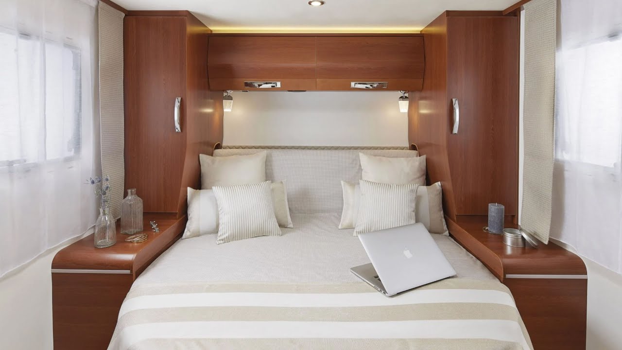 Teilintegriertes WOHNMOBIL RAPIDO 686F – Offener Wohnraum und Queensbett XL Wohnmobile 2025