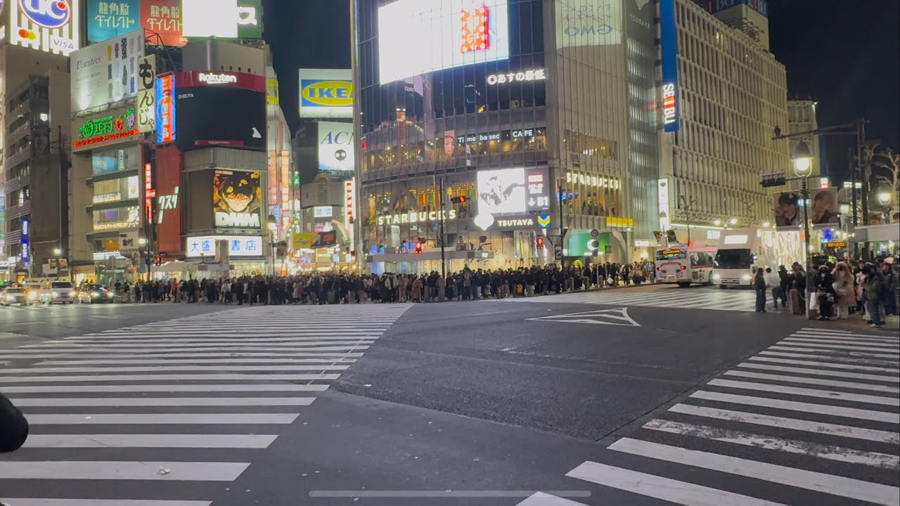 Shibuya crossing too busy 