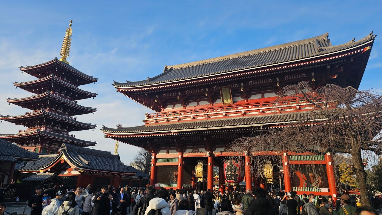 Objevte Senso-ji Hozomon Gate v Tokiu! 🏯 | Japonsk&aacute; historie a kultura