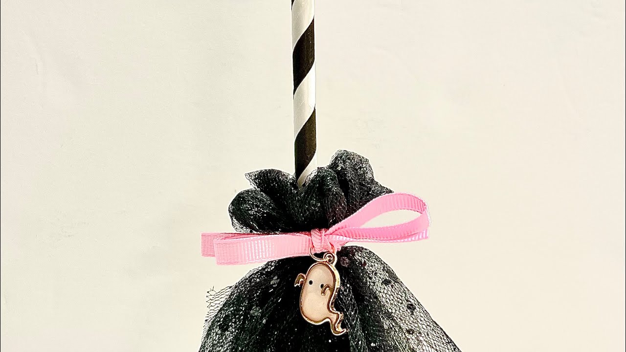 Project Share: Tulle Witch Broom