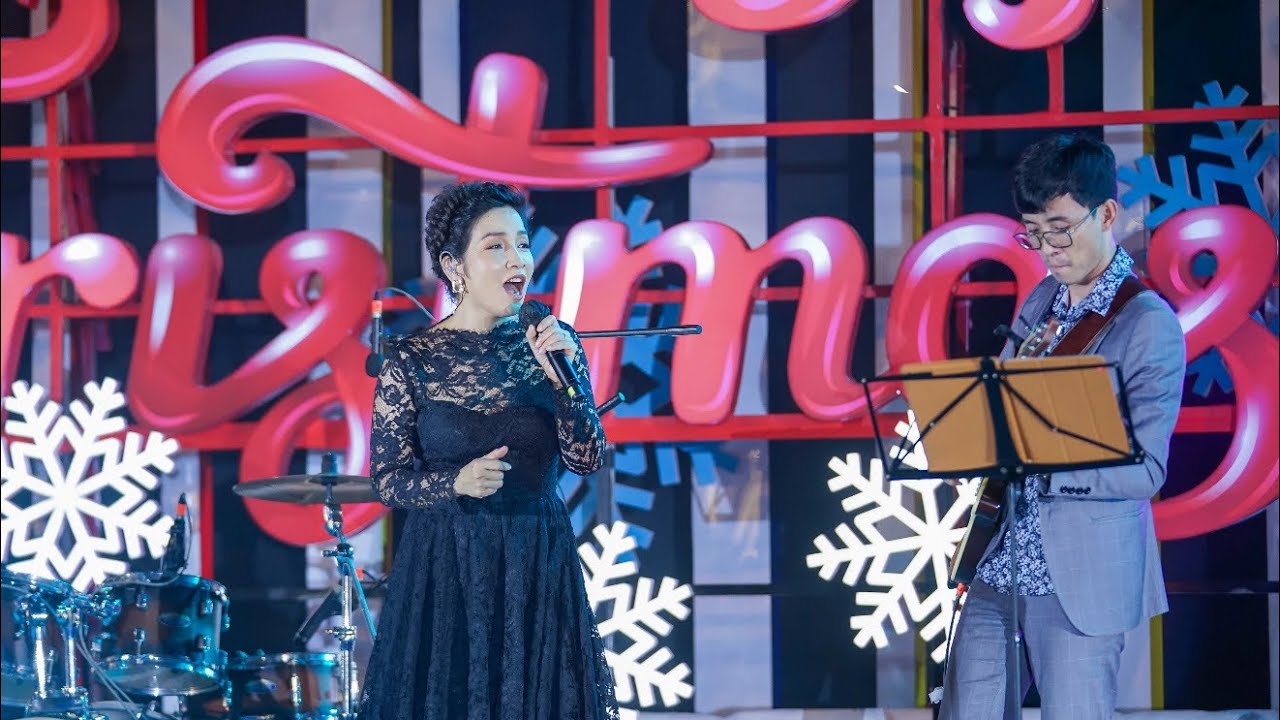 Thì Thầm Mùa Xuân & Khúc Giao Mùa - Mỹ Linh (Live)