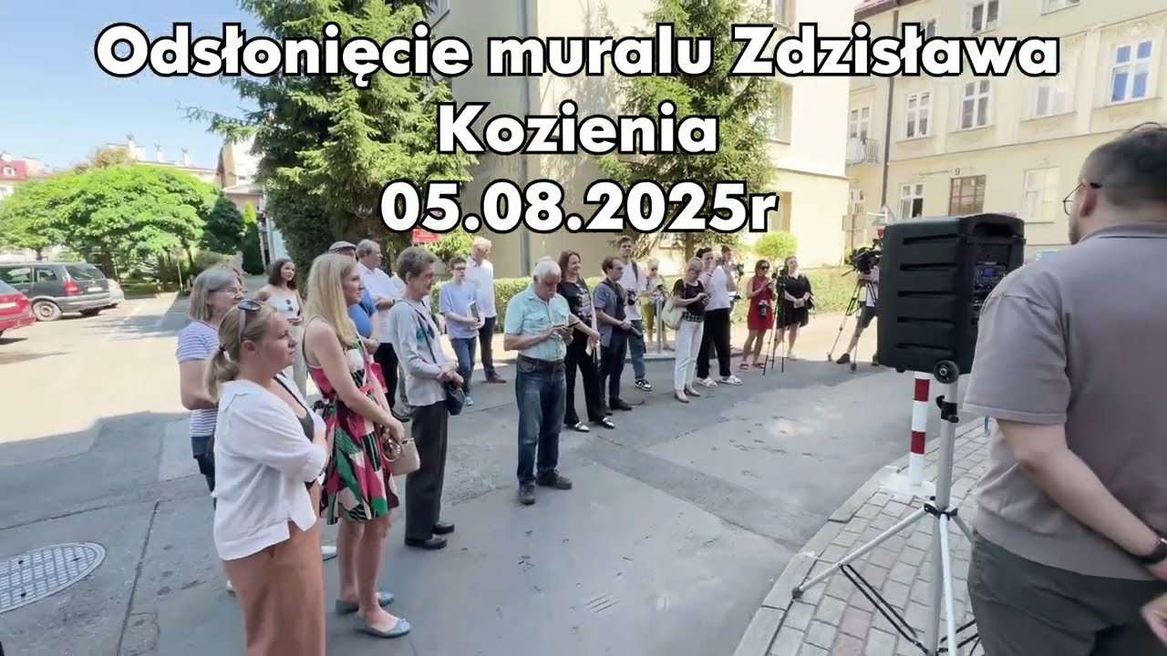 Odsłonięcie muralu przedstawiającego Zdzisława Kozienia