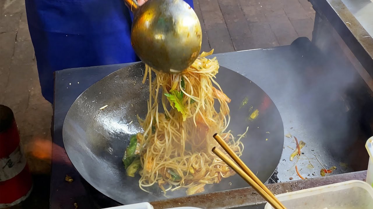 Fried Noodles, Fried Rice, Fried Rice Noodles Wok Skill Food. Collection~夜市街头炒锅美食抛锅技巧，碳水暴击