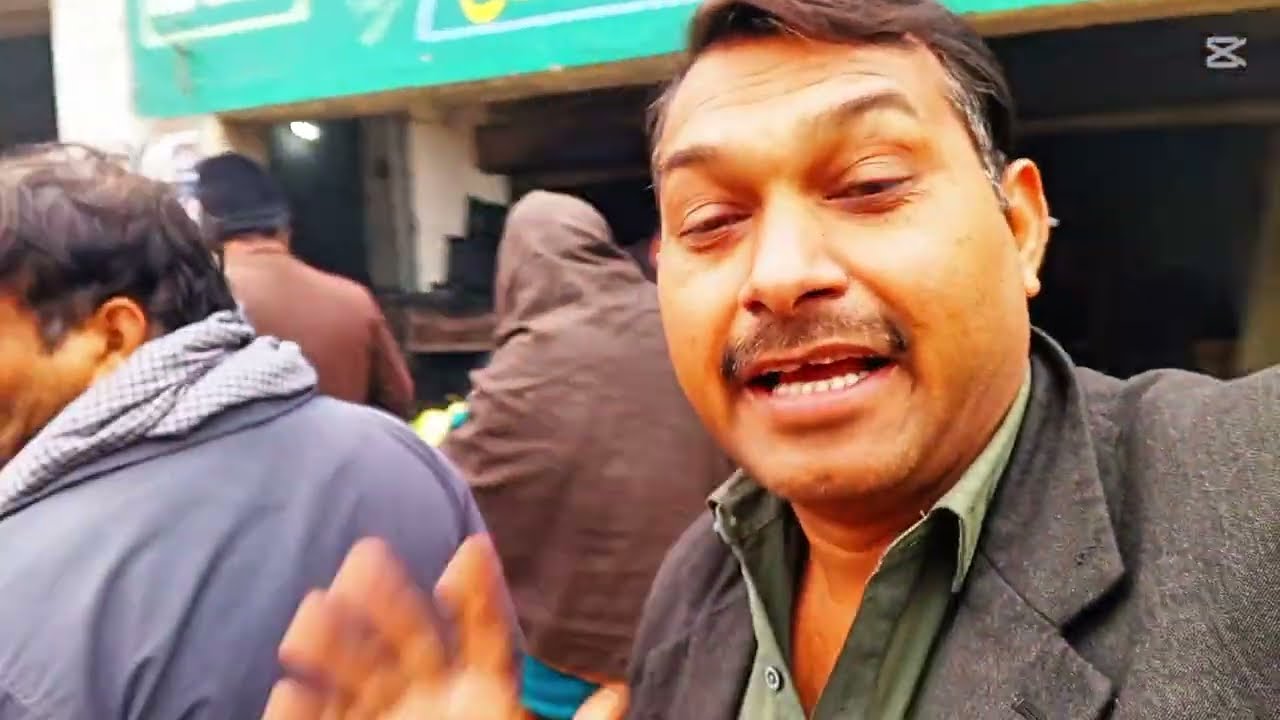 Pakistan wholesale kinnwo fruit mandi/karachi vegetable rate/kinoow ka rate/chishtian sabzi mandi/
