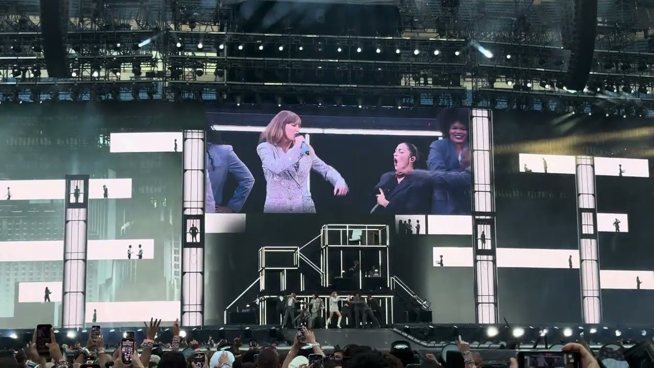 Taylor Swift-The Man-The Eras Tour Milan