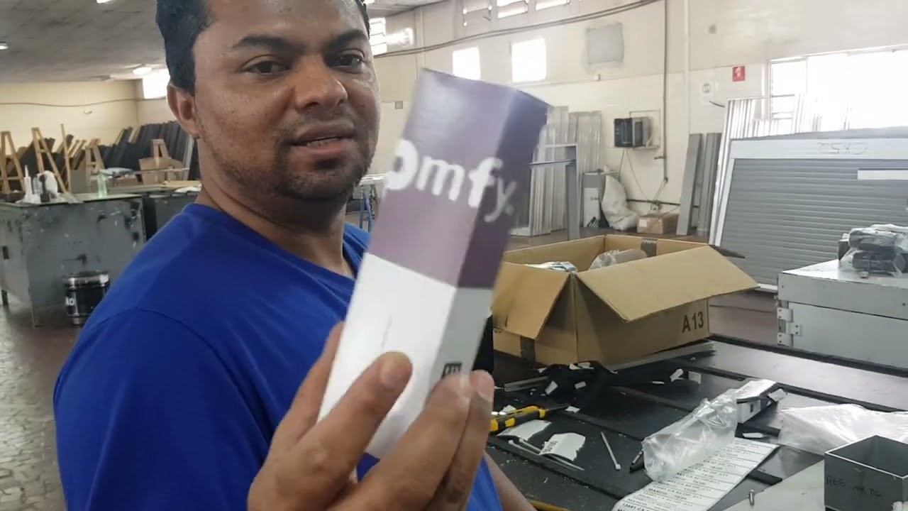 vou mostrar pra vcs como colocar um motor de controle remoto e programa em uma integrada moto somfy