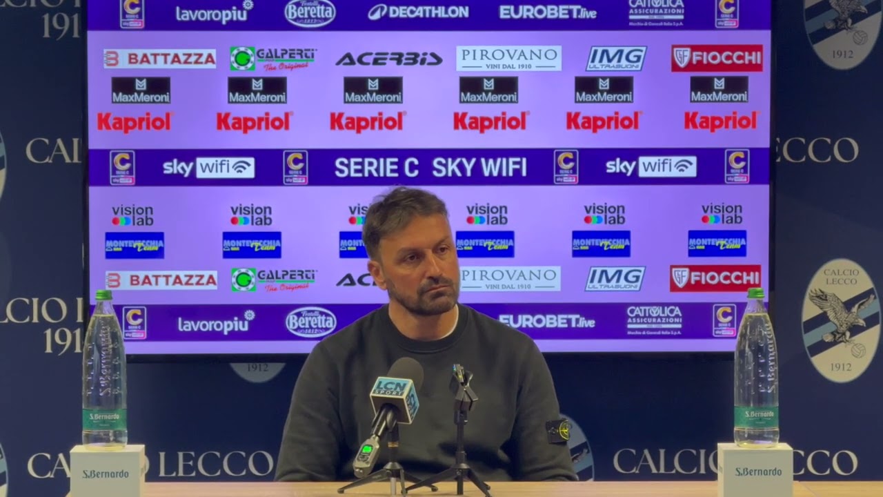 La conferenza stampa del direttore sportivo Antonio Minadeo