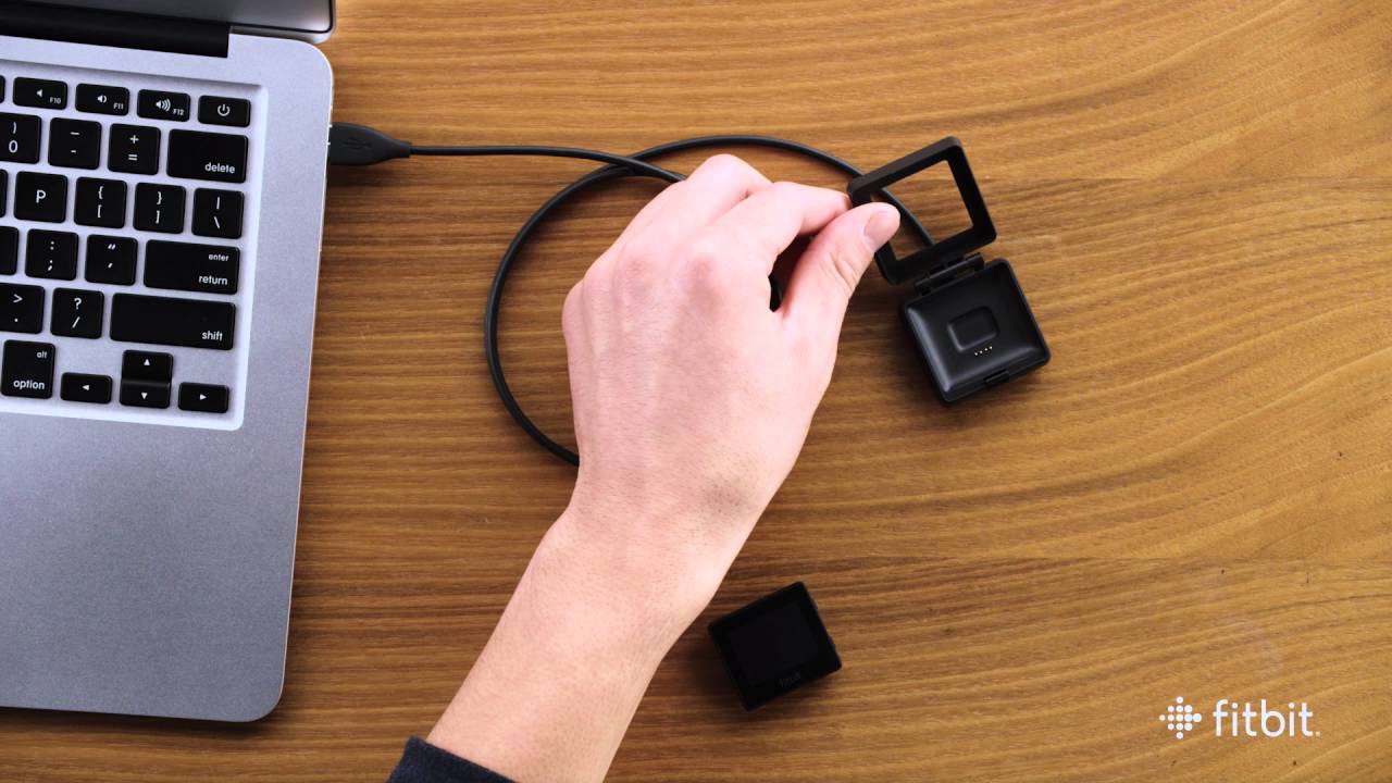 Fitbit Blaze: как зарядить трекер
