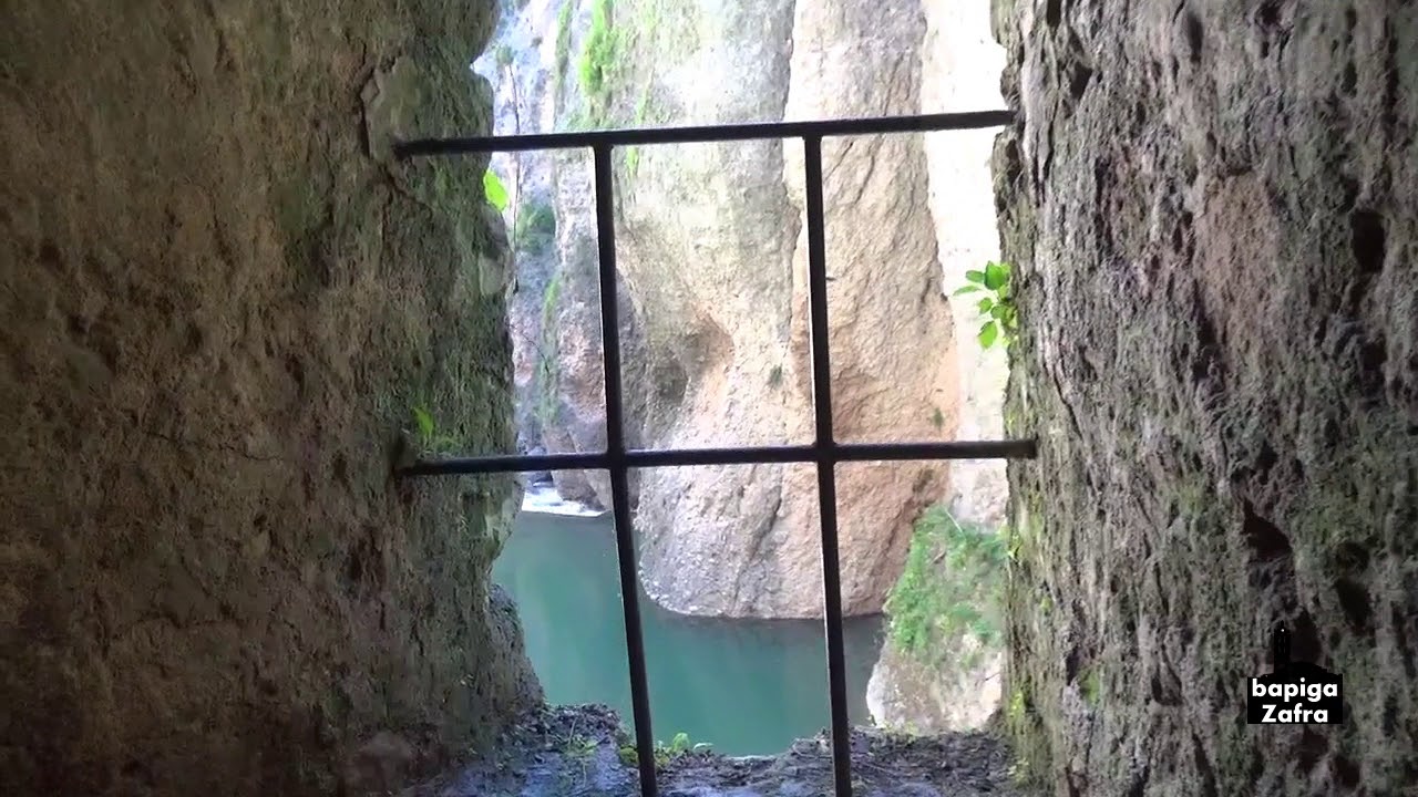 MINA DEL PALACIO DEL REY MORO.RONDA
