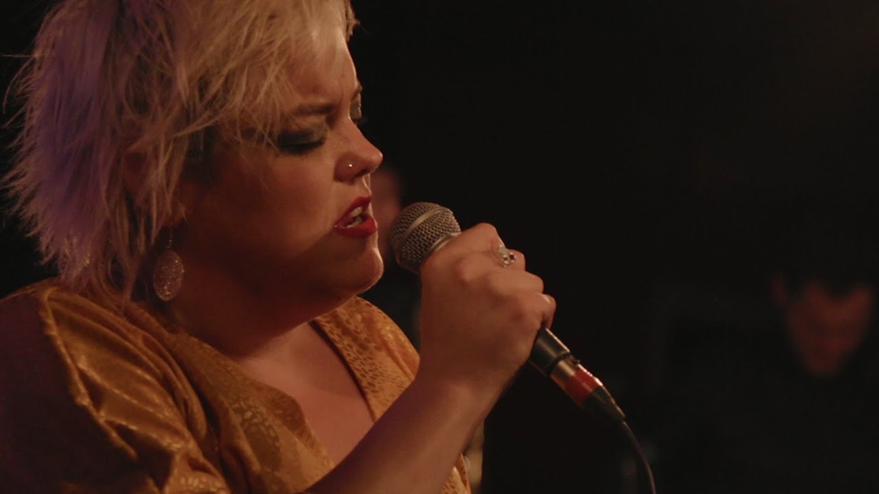 Hannah Williams & the Affirmations -  What can we do? - Live in Paris