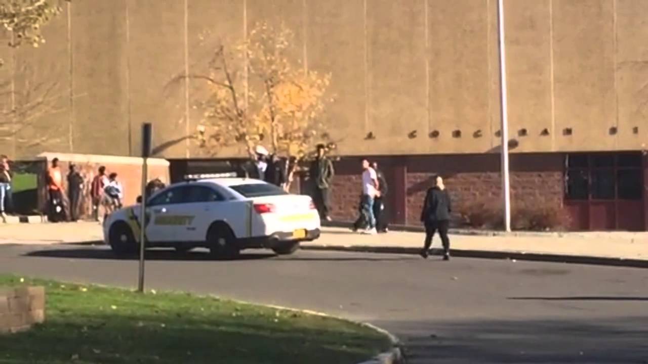 Police respond to fight at Syracuse school